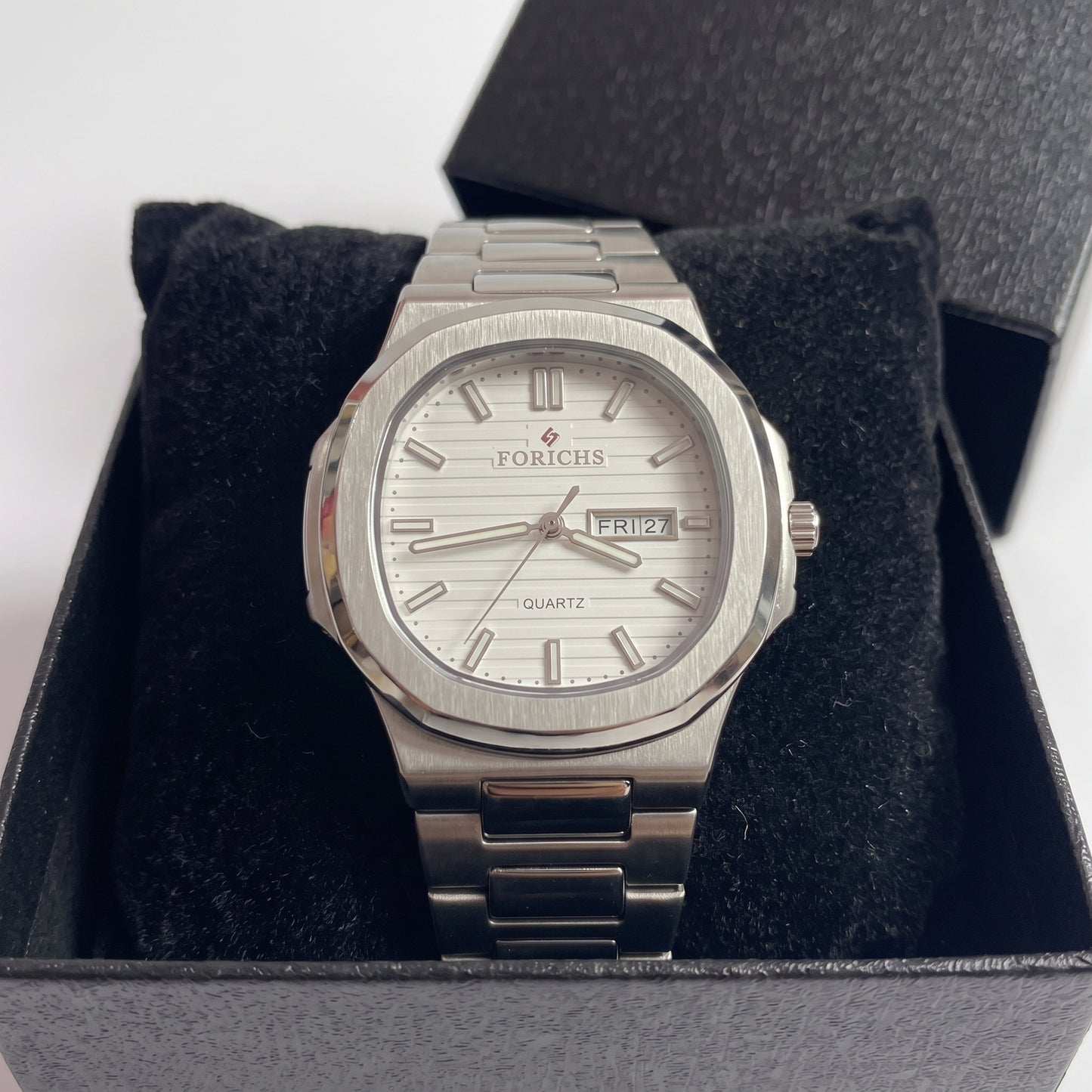 FORICHS Silver Steel Watch with Day-Date Display