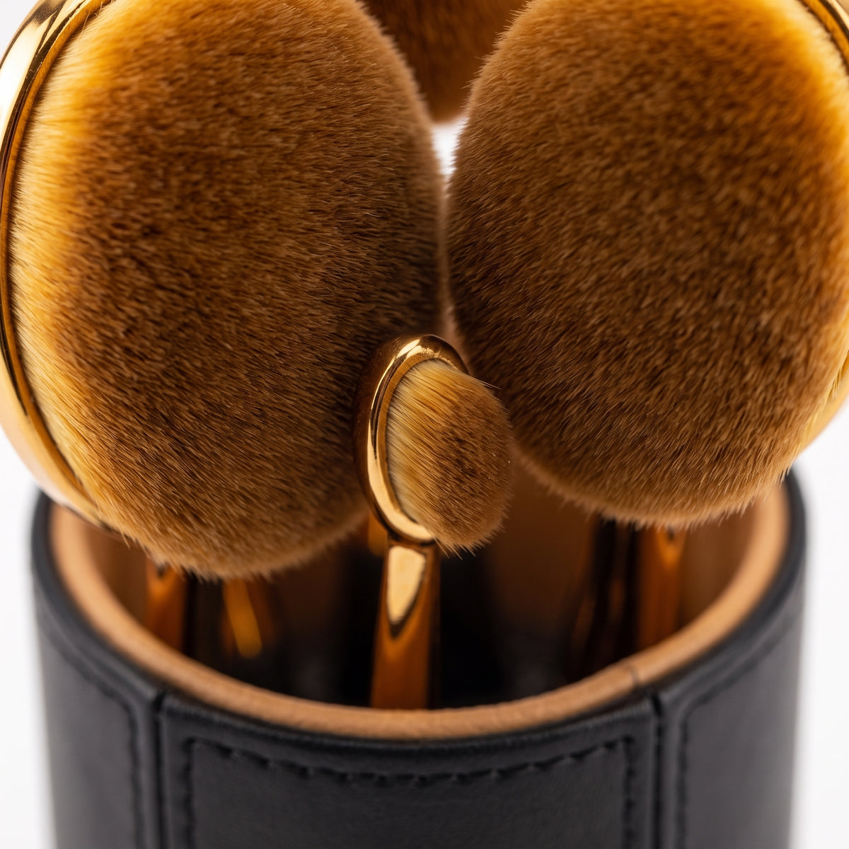 Lcosmetic Oval Makeup Brush Set with Premium Branded Case – 5 Piece Blending Brushes
