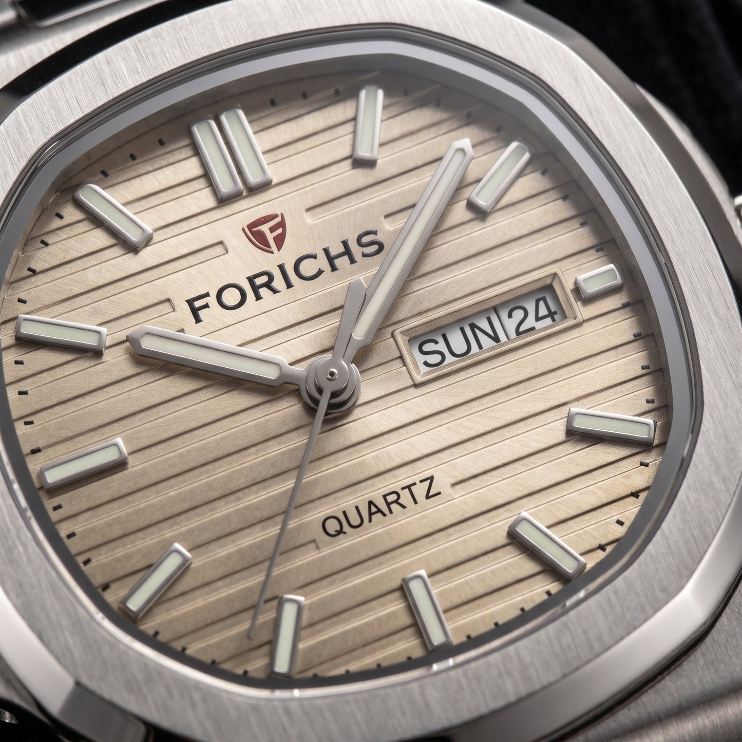 FORICHS Champagne Gold Dial Stainless Steel Date and day display Watch for Men