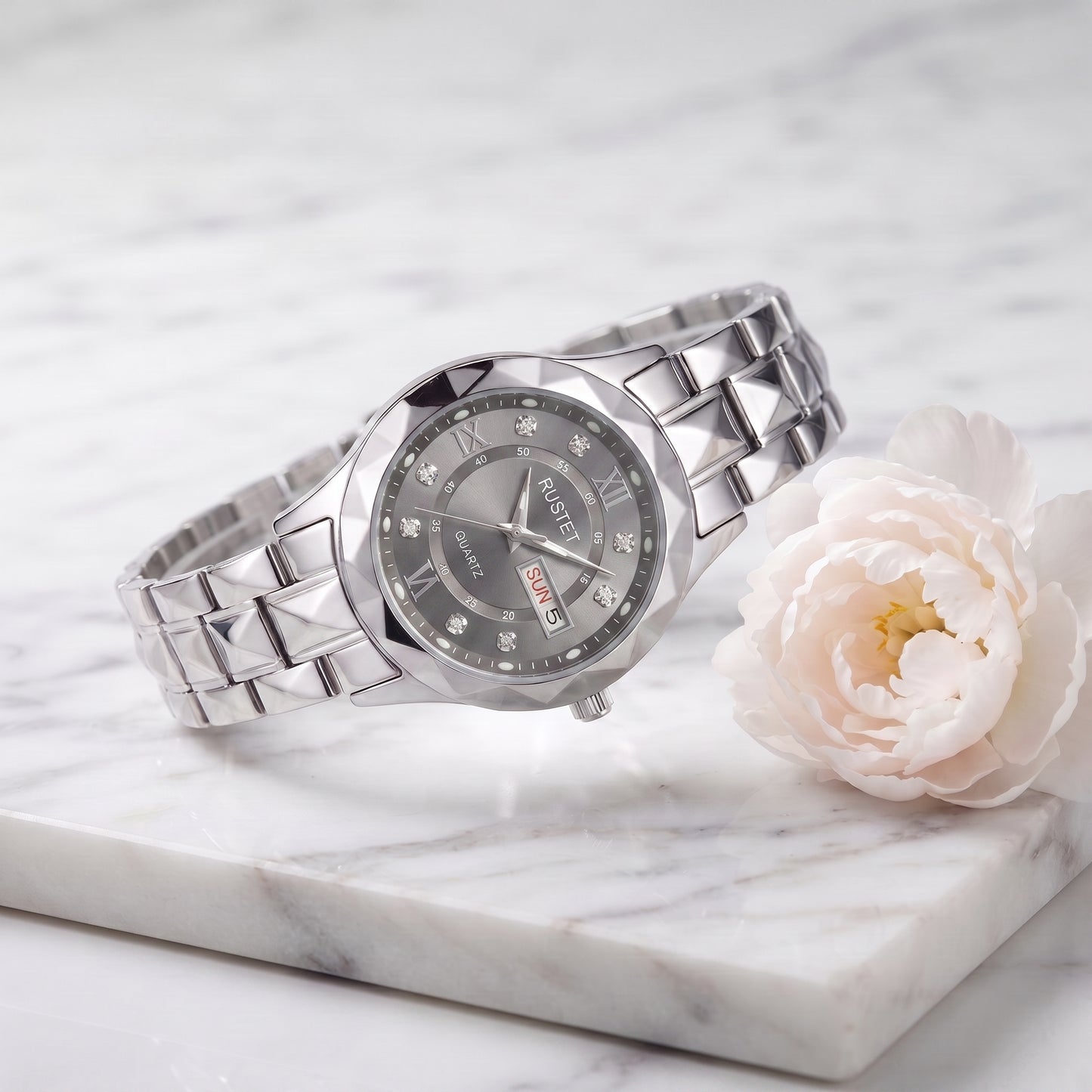 RUSTET Women's 3D Faceted Crystal Watch – Grey Steel, Waterproof & Day-Date