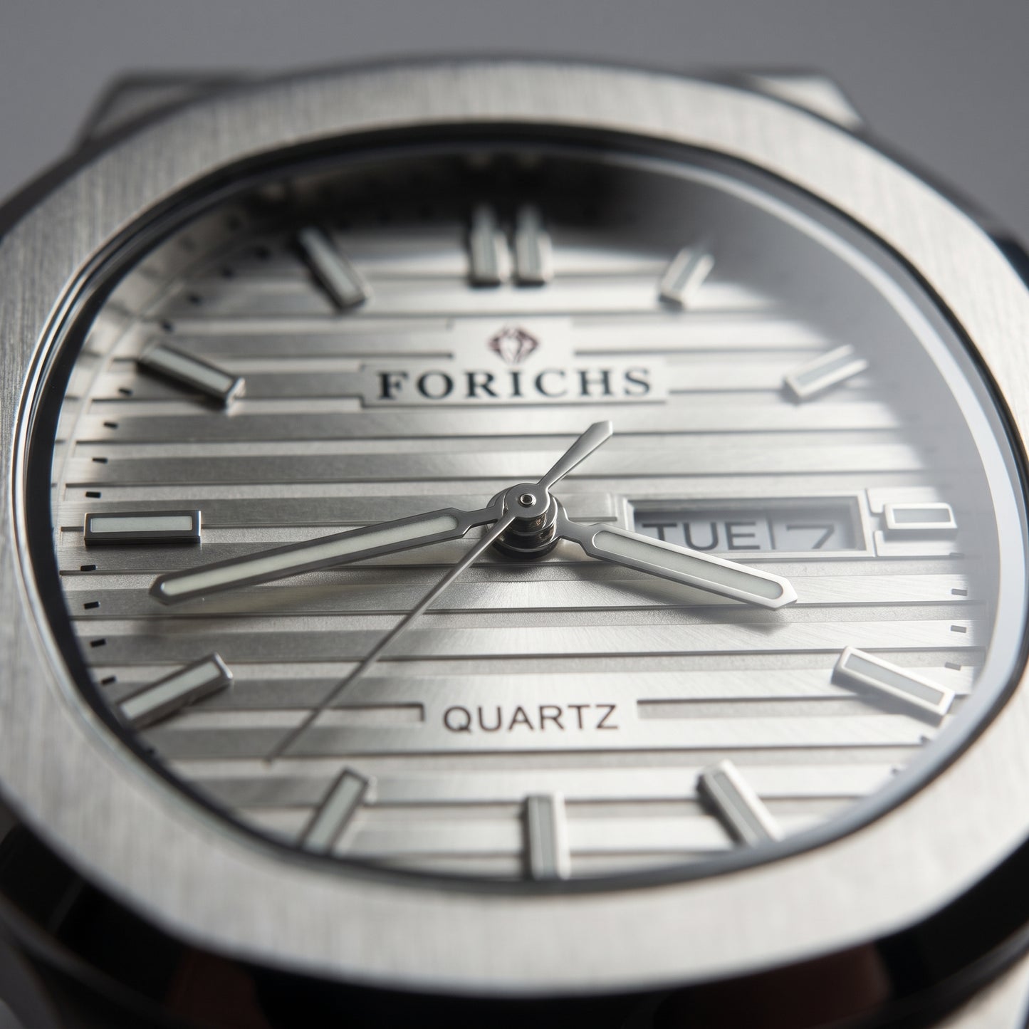 FORICHS Silver Steel Watch with Day-Date Display