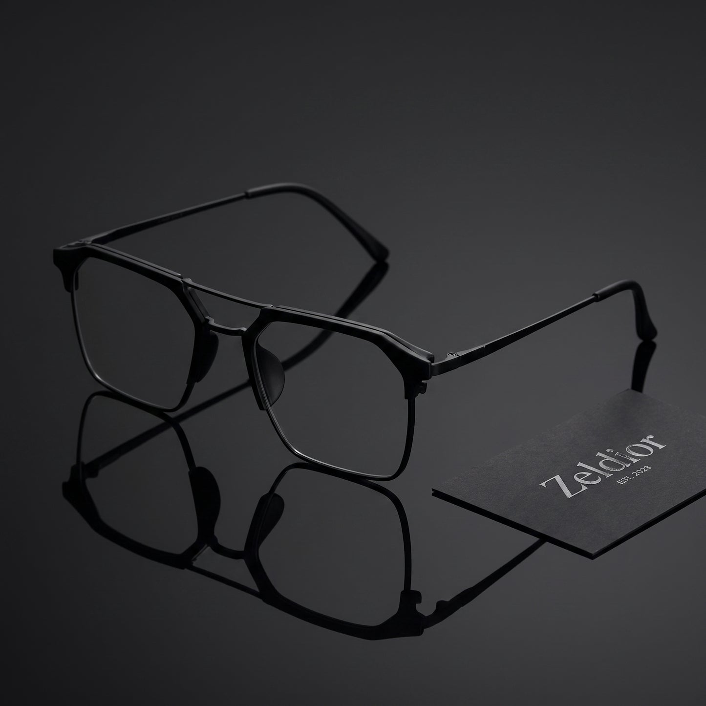 ZELDIOR Photochromic Sunglasses – Adaptive UV400 Lens, Matte Black Aviator Frame